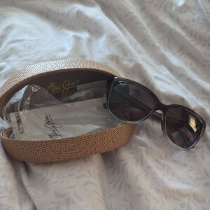 Maui Jim Black and Gray Sunglasses